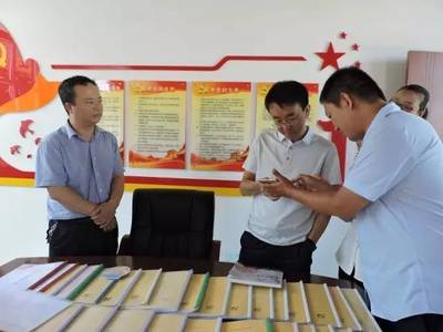 【动态】县委组织部领导调研指导社区党建工作_社会_网